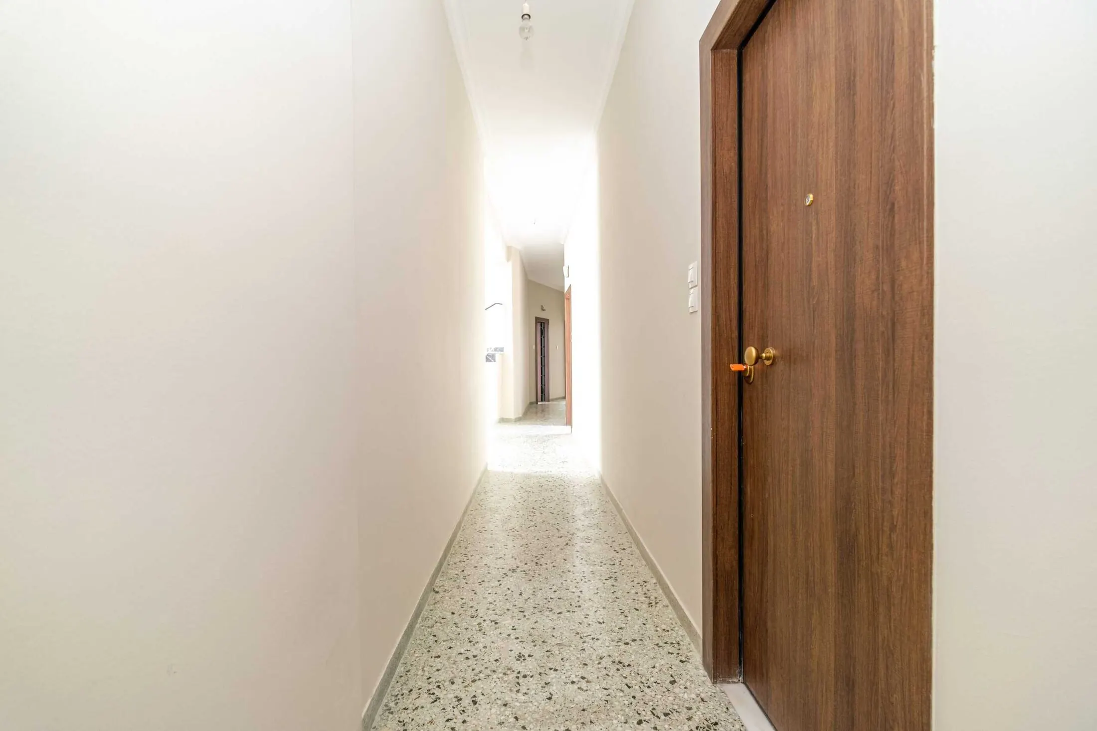 Peristeri — image 6